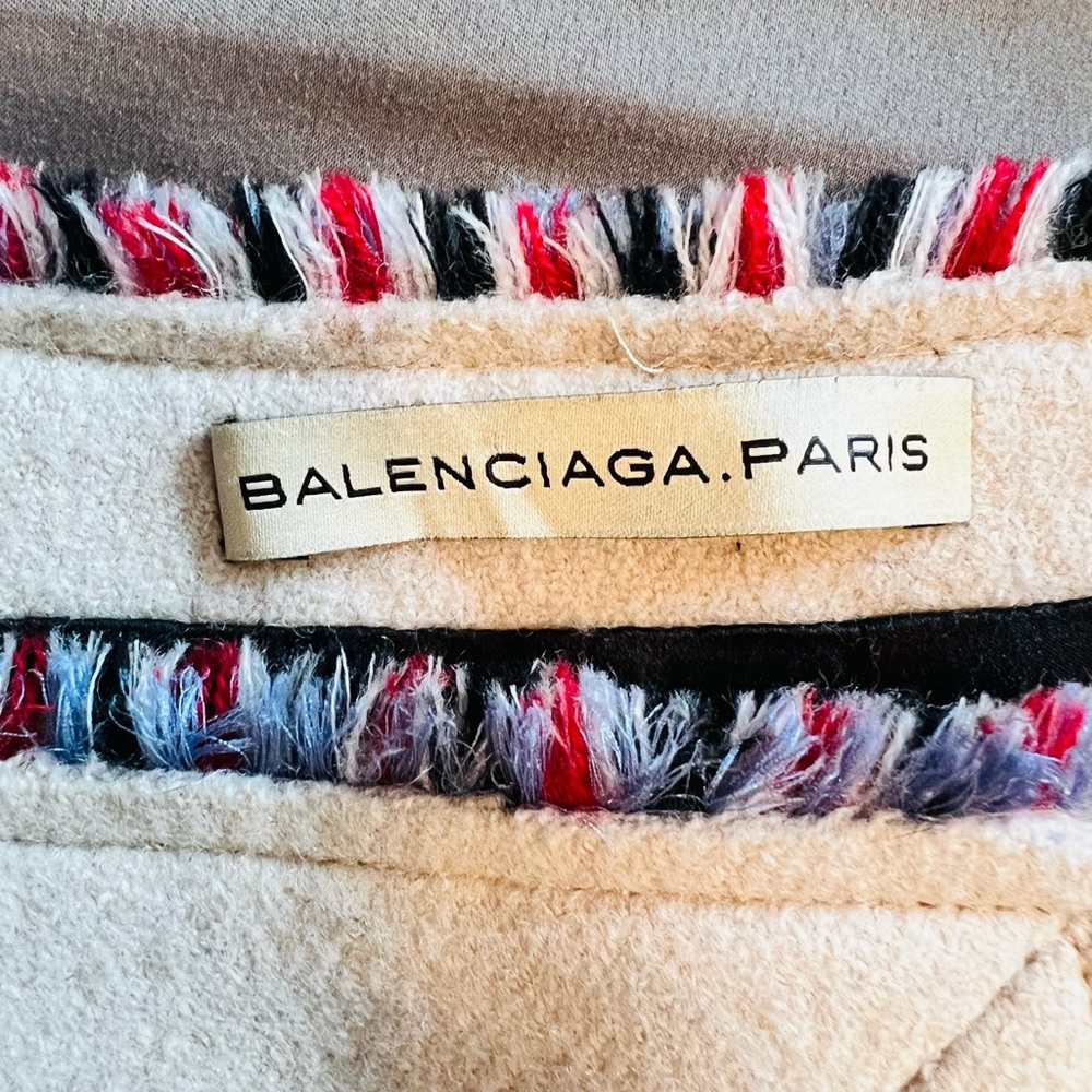 Vintage Balenciaga wool mini skirt in perfect condition size 36 - Picture 10 of 10